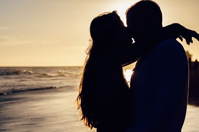 キス